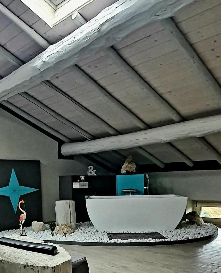 Bed and Breakfast La Rosa Dei Venti Manerbio Exterior foto